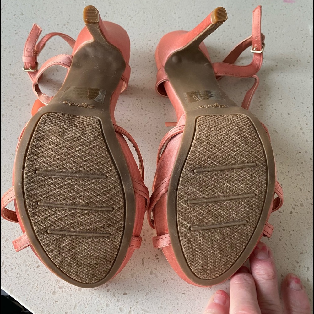 4+ inch high stilettos - Picture 4 of 4
